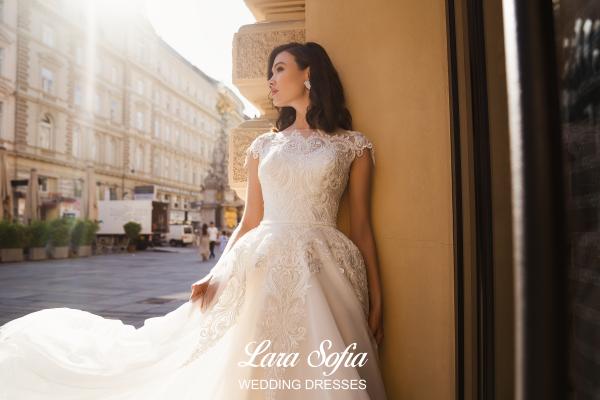 LARA SOFIA MODEL 522 WIEN 1